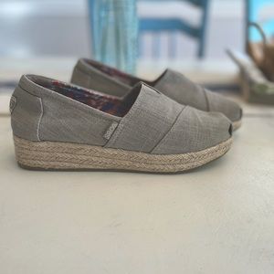 Skechers BOBS Memory Foam Espadrille